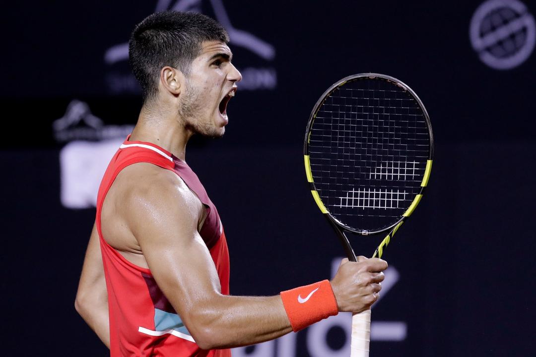 Carlos Alcaraz derriba otra puerta: vence en Río y se convierte en el más  joven en ganar un ATP 500 | Tenis