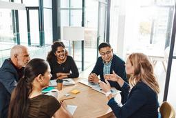 Skills to Ace a Group Discussion