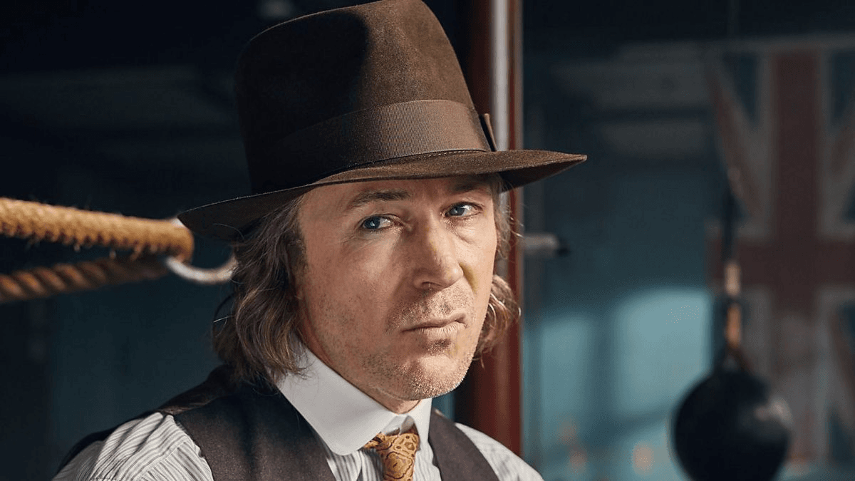 aberama gold looking at something