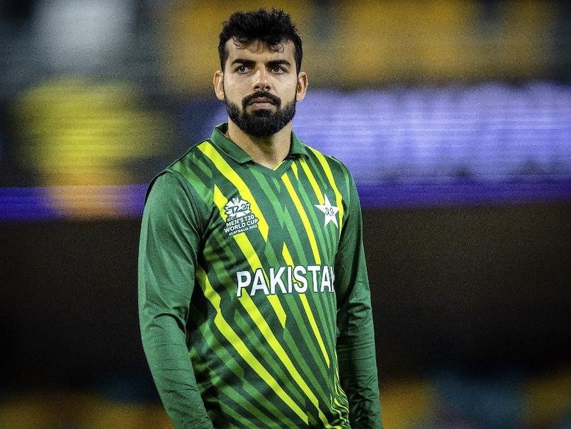 Shadab Khan's Response To Fan's "Missing National Team Matches" Tweet Is  Pure Gold | Cricket News