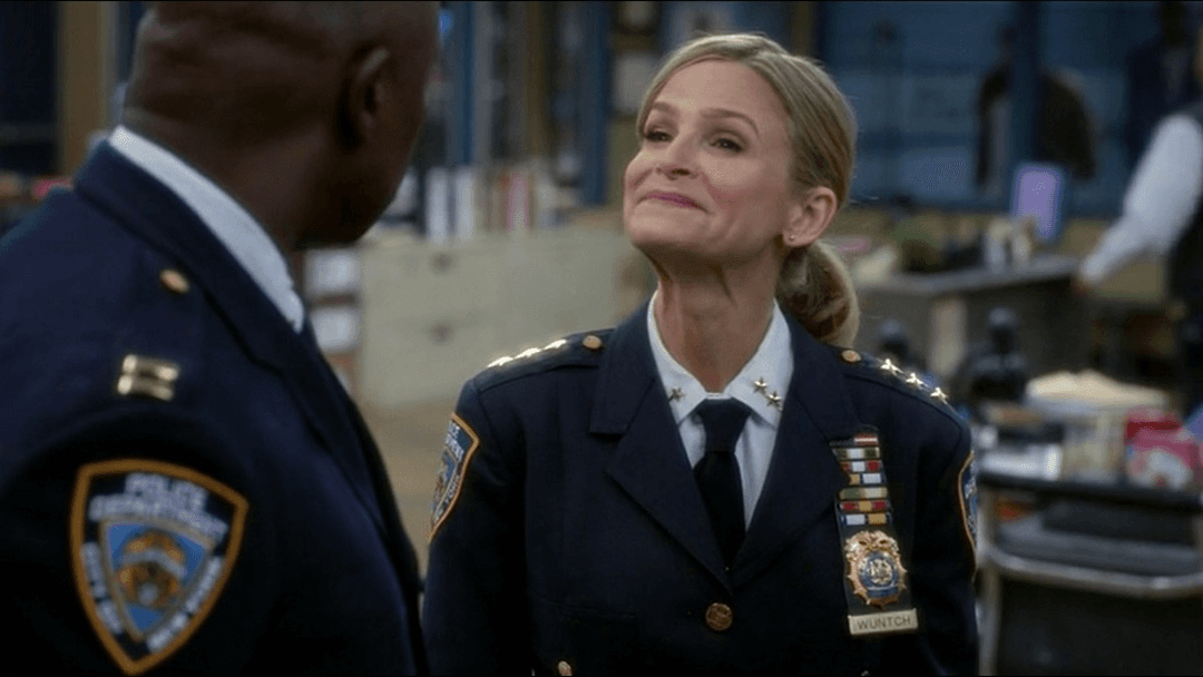 Wuntch looking at Holt with a mockery expression